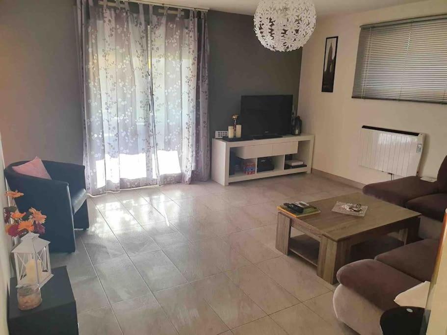 Tres Bel Appartement 3 Pieces + Jardin + Parking ดีวอน-เล-แบ็ง ภายนอก รูปภาพ